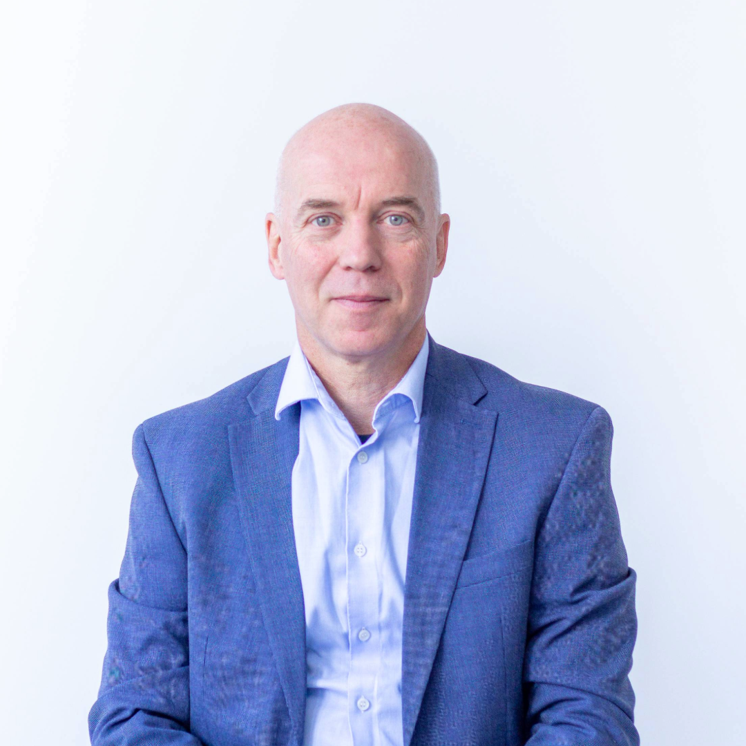 izr. prof.  Matevž Pustišek